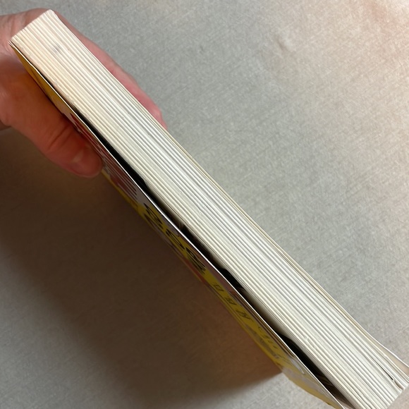 📚2/$6 The Tapper Twins Go to War (with Each Other) #1 in Series - Picture 4 of 12